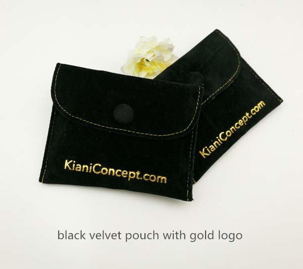 Double velvet jewelry pouch with flap