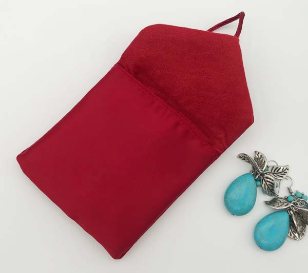 Vintage Satin Jewelry Pouch with Wooden Beads