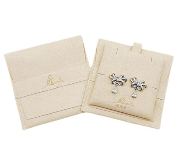 Beige Jewelry Pouch and Jewelry Holder